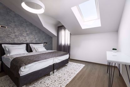 Picture of Standard room, pool view